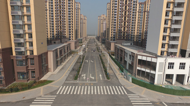 f70ec0477b26d62 新东站安设三区配套市政路路多彩网